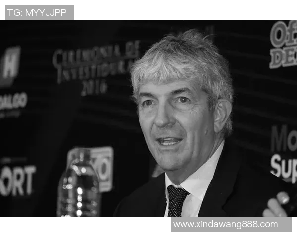 如何绘制足球明星罗西的生动形象与艺术表现技巧分享