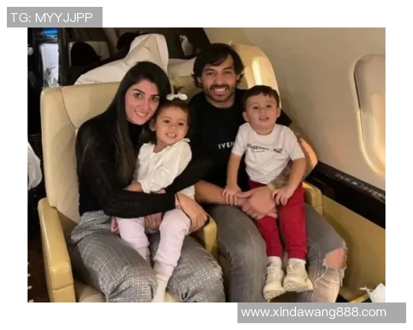 足球明星如何在繁忙日程中抽出时间陪伴家人分享温馨日常生活