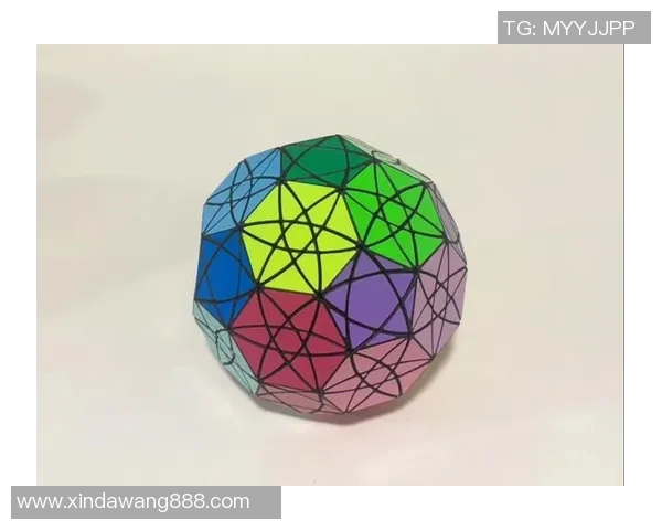 足球明星教你如何玩转魔方技巧视频全解析助你轻松掌握魔方解法