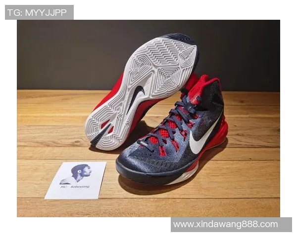 2米99的篮球明星同款鞋子助你轻松提升球场表现与风格